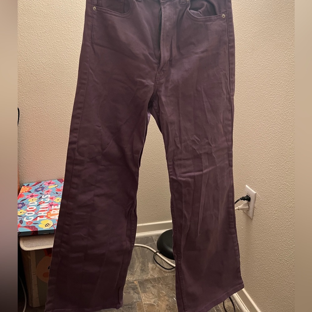 H&M Divided burgundy jeans US 6 women’s
